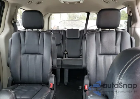 2016 Chrysler Town & Country Touring from USA, damaged, VIN 2C4RC1BG7GR268140